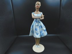 tonner blonde blue print